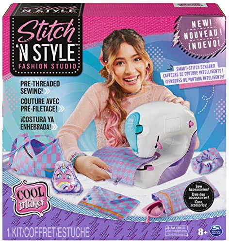 sew cool macchina da cucire Cool Maker Stitch 'N Style Fashion Studio , Macchina da Cucire per bambini e bambine , Filo da cucire pre-inserito, tessuto e stampe ad acqua , Giochi creativi per bambini e bambine dagli 8 anni